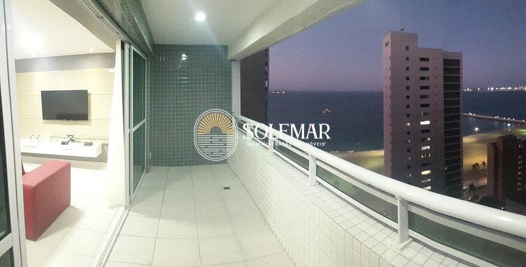 Apartamento de espacio abierto con vistas al mar