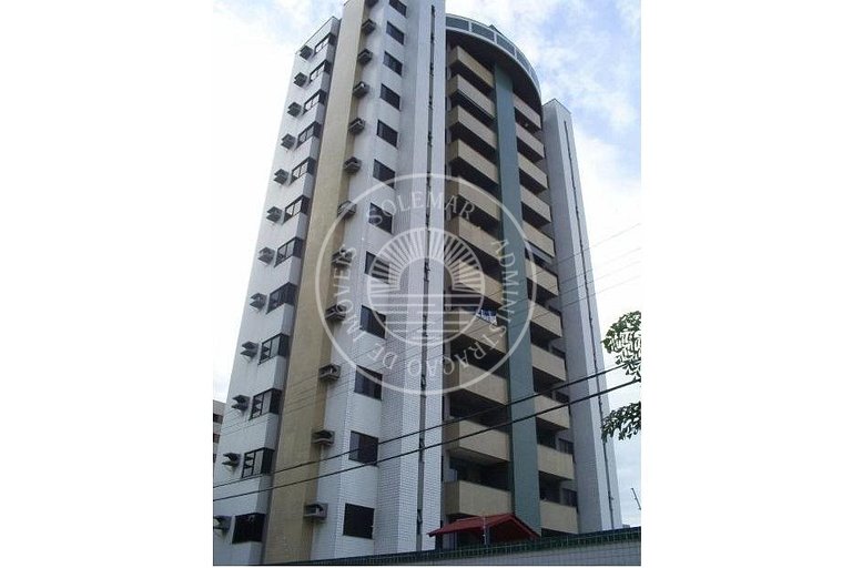 Ed. Cris Residence na área gastronômica de Fortaleza