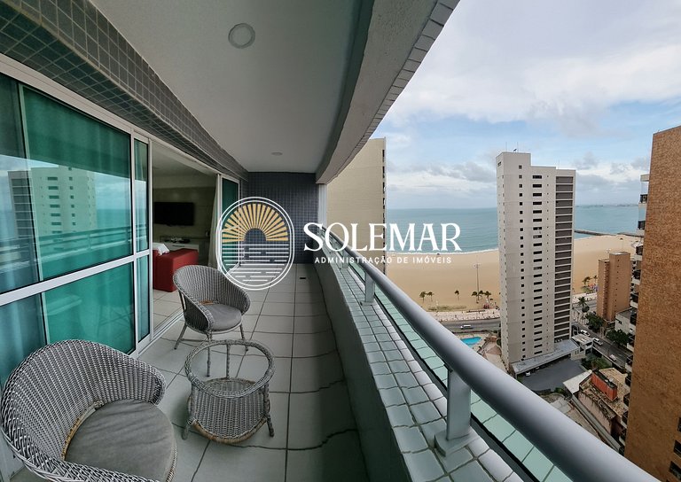 Apartamento de espacio abierto con vistas al mar
