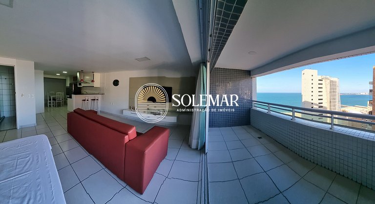 Apartamento de espacio abierto con vistas al mar