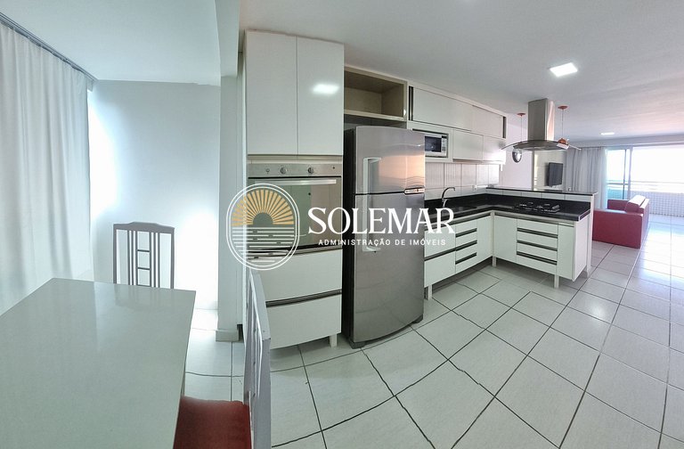 Apartamento de espacio abierto con vistas al mar